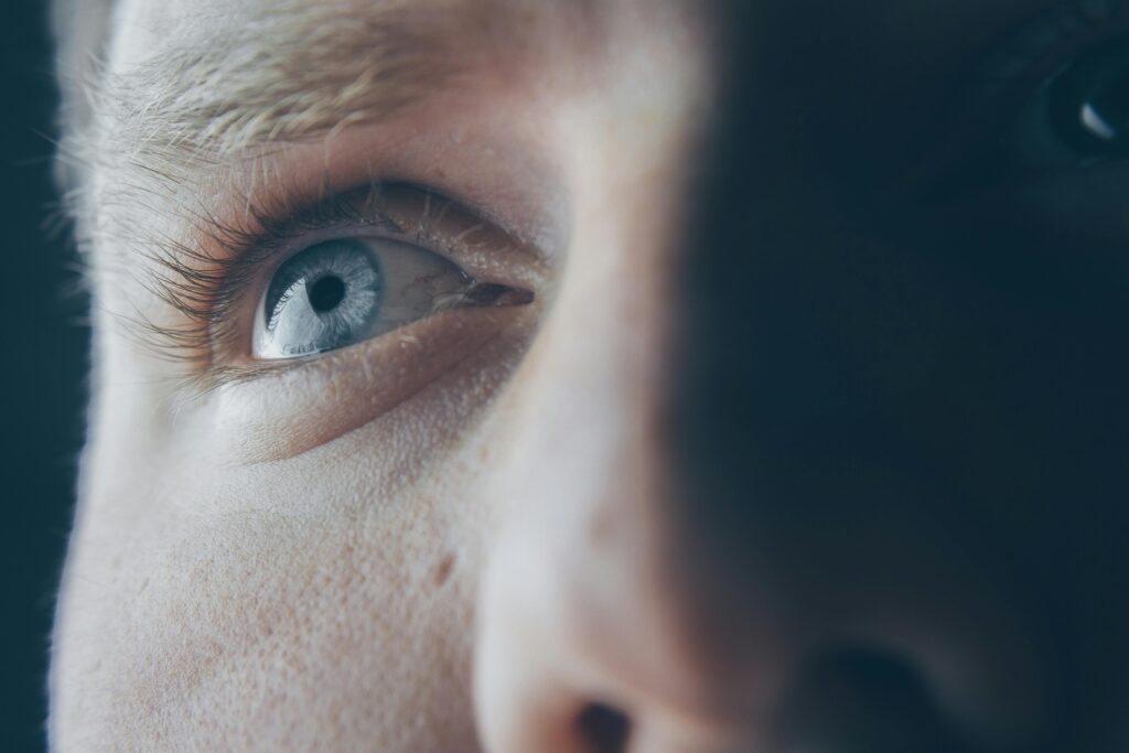 Maintaining healthy eyes is essential for clear vision and overall well-being. In today’s digital age, where screens dominate our lives, taking care of our eyes has never been more important. While a balanced diet and regular eye check-ups are crucial, certain vitamins and supplements can play a significant role in supporting healthy eyes Healthy eyes