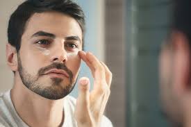 Dark circles under the eyes are a common concern for many men, often caused by lack of sleep, stress, or genetics. If you're wondering how to reduce dark circles for men, you're not alone. This guide will provide you with practical tips, natural remedies, and lifestyle changes to help you achieve a fresher, more youthful appearance.