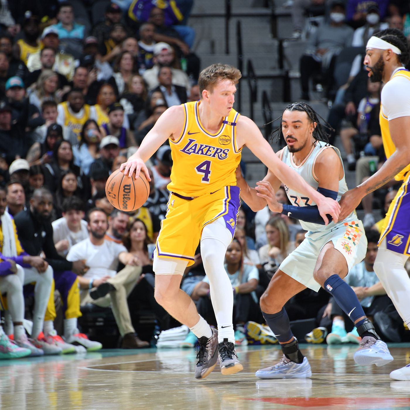 Spurs vs Lakers: A Thrilling NBA Showdown You Can’t Miss The Spurs vs Lakers matchup is one of the most anticipated games in the NBA season, and for good reason. Whether you're a die-hard fan of the San Antonio Spurs or the Los Angeles Lakers, this game promises to deliver high-octane action, jaw-dropping plays, and unforgettable moments. In this blog, we’ll dive into everything you need to know about the Spurs - Lakers game, including player stats, key performers like Austin Reaves and Dorian Finney-Smith, and where to watch the game live.